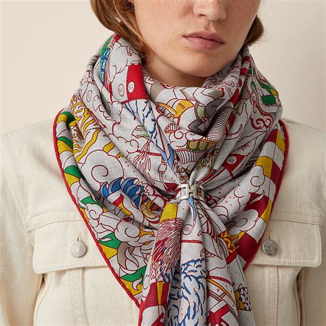 hermes 90x90 scarf how to wear|hermes scarf 90 women.